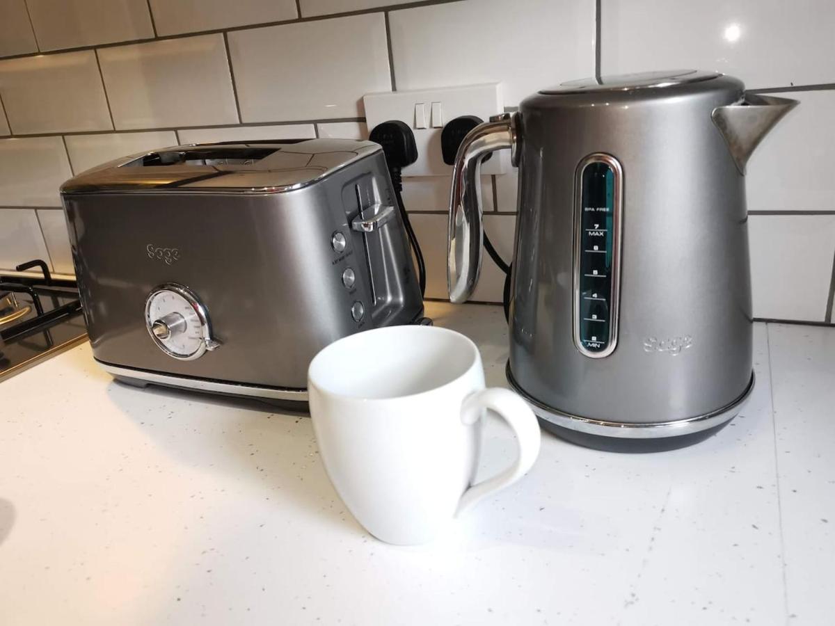 Suburban 2-Bed, Entire Home, Free Parking, Maidstone, Kent Uk Boxley Luaran gambar